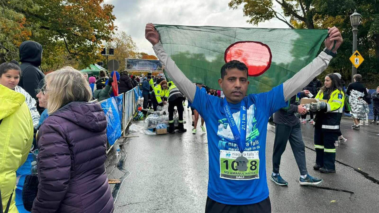 কানাডায় আন্তর্জাতিক ম্যারাথনে বাংলাদেশি আমানের অংশগ্রহণ