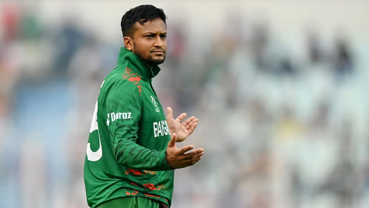 শেষ ৩ ম্যাচে সমর্থকদের কিছু দিতে চান সাকিব