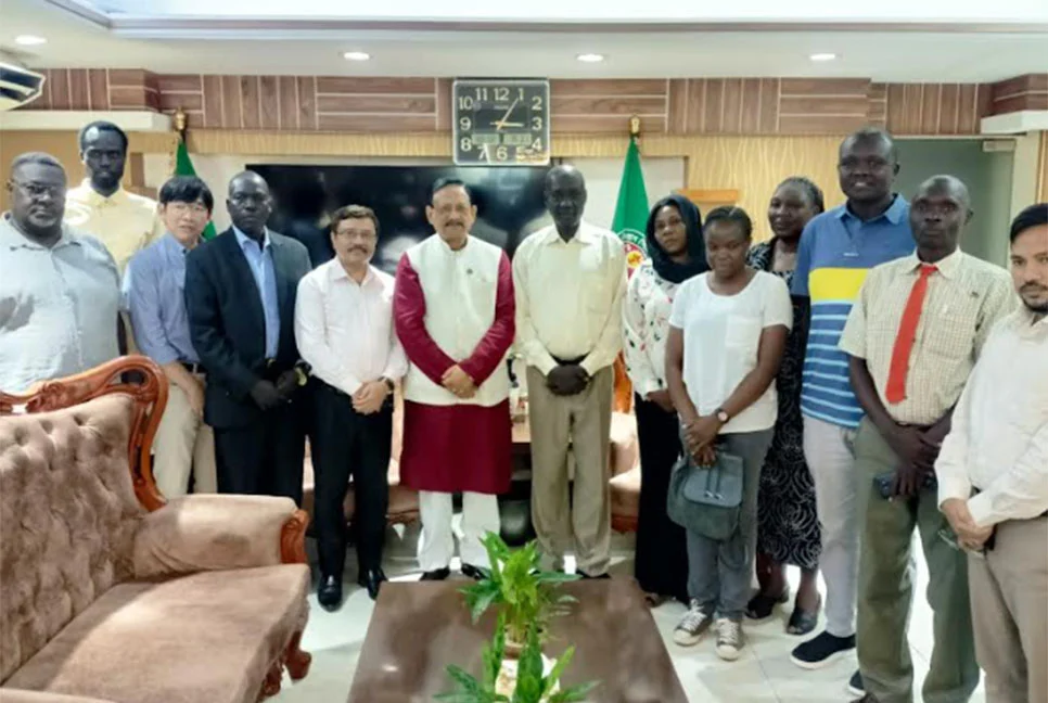 চসিকের বর্জ্য ব্যবস্থাপনা পরিদর্শনে দক্ষিণ সুদানের প্রতিনিধিদল