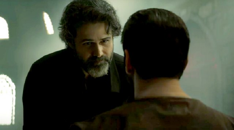 বলিউড সুলতানকে ছাড়িয়ে গেলেন ইমরান হাশমি