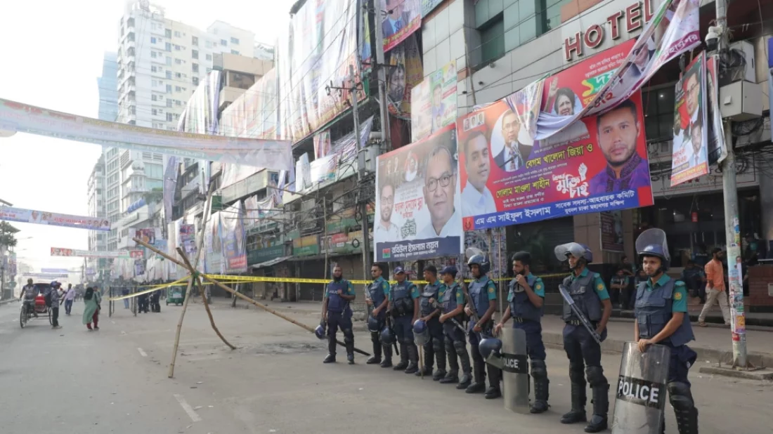 বিএনপির অবরোধ, বাম জোটের আধাবেলা-গণতন্ত্র মঞ্চের সকাল-সন্ধ্যা হরতাল শুরু