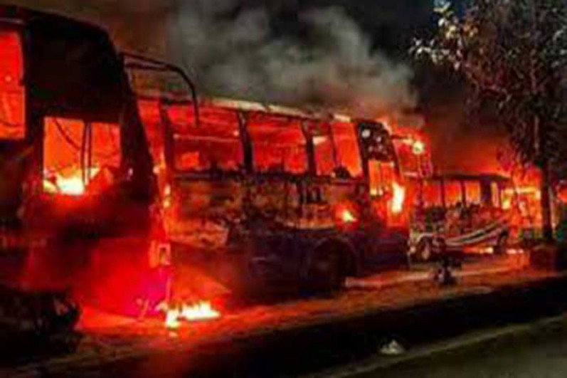 দুই মাসে ২৮৫ যানবাহনে আগুন: ফায়ার সার্ভিস