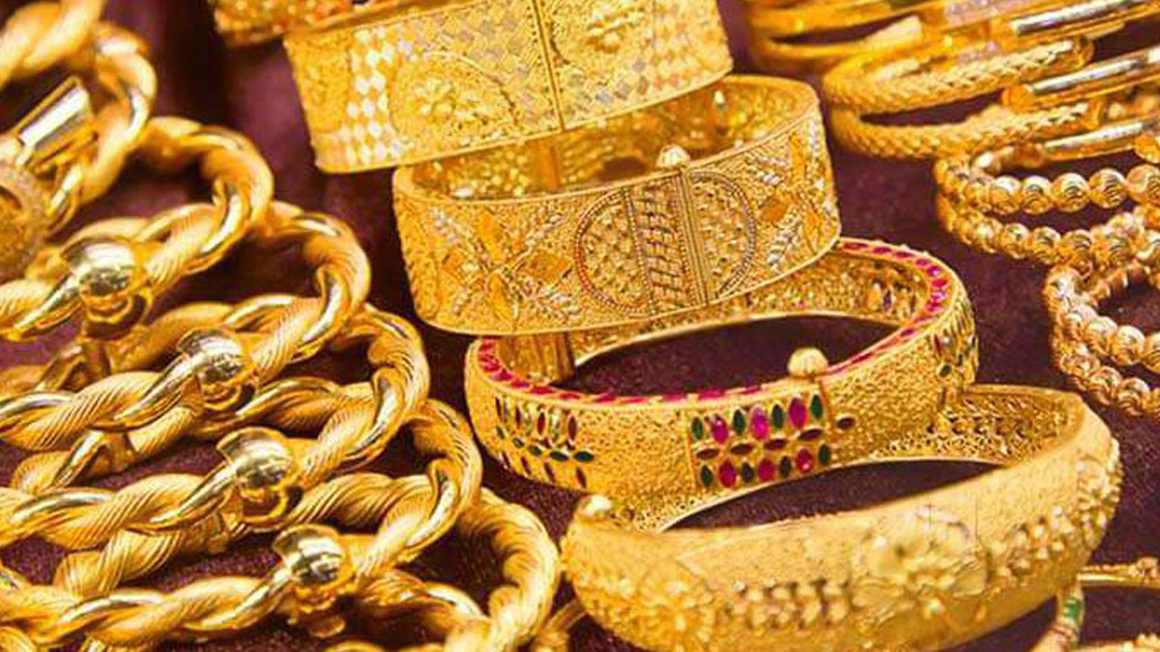 Gold price ভরিতে কমলো ১৭৫০ টাকা