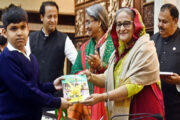 বিনামূল্যে পাঠ্যবই বিতরণ উদ্বোধন করলেন প্রধানমন্ত্রী