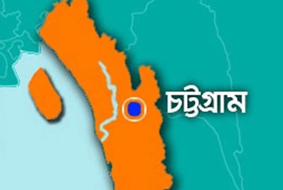 স্বতন্ত্র প্রার্থী ভোটারের দুয়ারে,জাতীয় পার্টির প্রার্থী আওয়ামী লীগের দুয়ারে