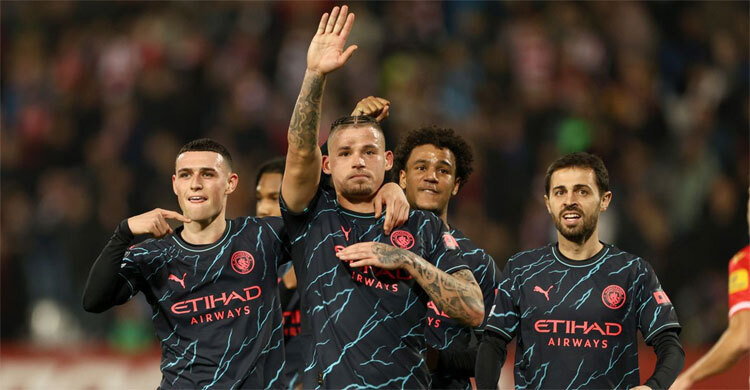 ছয়ে ছয় করলো ম্যানসিটিও