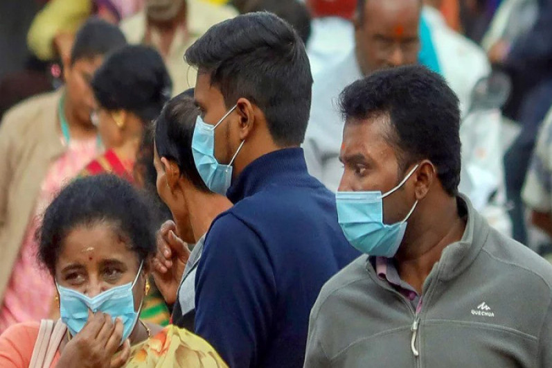 আবারও করোনার হুমকিতে বিশ্ব