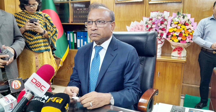 ৭ মিলিয়ন ডলার দিয়ে লবিস্ট নিয়োগ