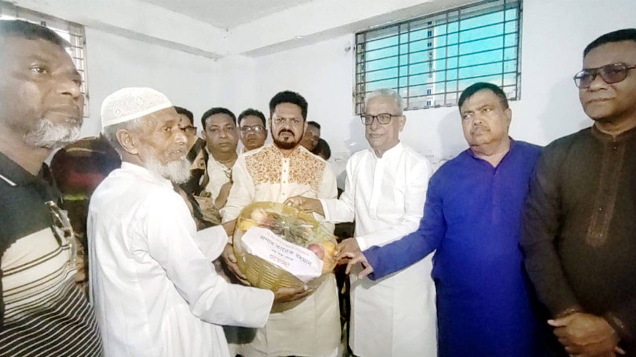 অতীতের যেকোনো সময়ের চেয়ে বিএনপি বেশি শক্তিশালী : ফারুক