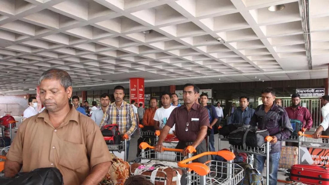 ভাষা জটিলতায় বিপাকে মধ্যপ্রাচ্যের প্রবাসীরা, কমছে রেমিট্যান্সও