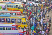 ঈদ যাত্রায় ভোগান্তি ছাড়াই স্বস্তিতে বাড়ি যাচ্ছে মানুষ