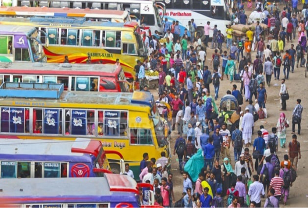 ঈদ যাত্রায় ভোগান্তি ছাড়াই স্বস্তিতে বাড়ি যাচ্ছে মানুষ