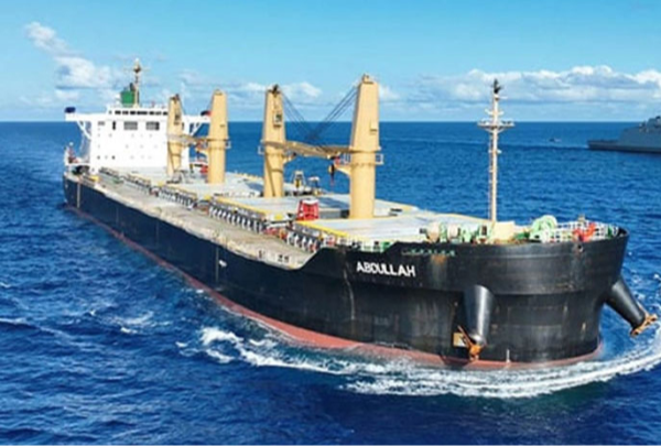 আমিরাতের বন্দরে জাহাজ আব্দুল্লাহ্, ছুটে গেলেন মালিকপক্ষ