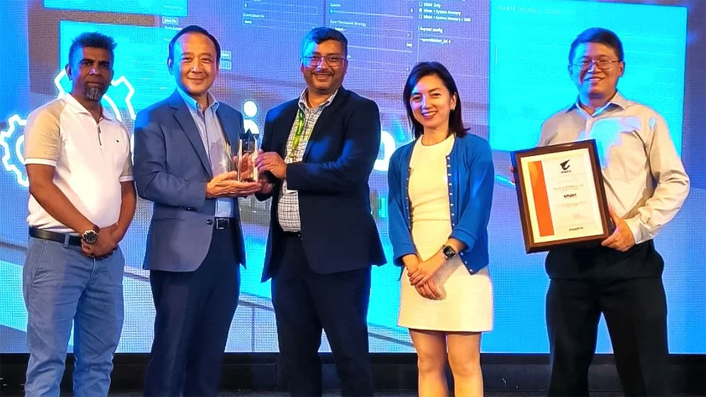 গিগাবাইট মার্কেটিং এক্সিলেন্স অ্যাওয়ার্ড পেল স্মার্ট টেকনোলজিস